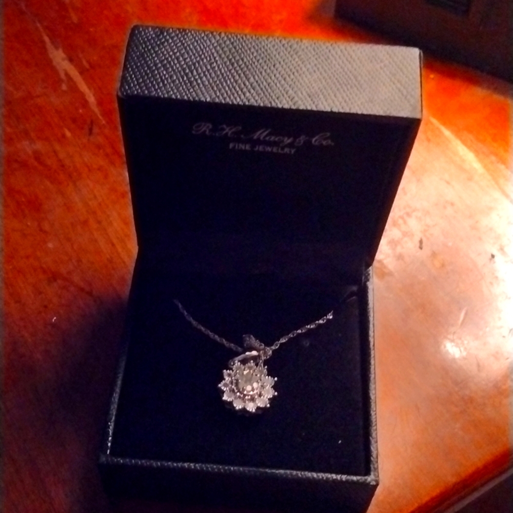 R H Macy and company fine jewelry necklace